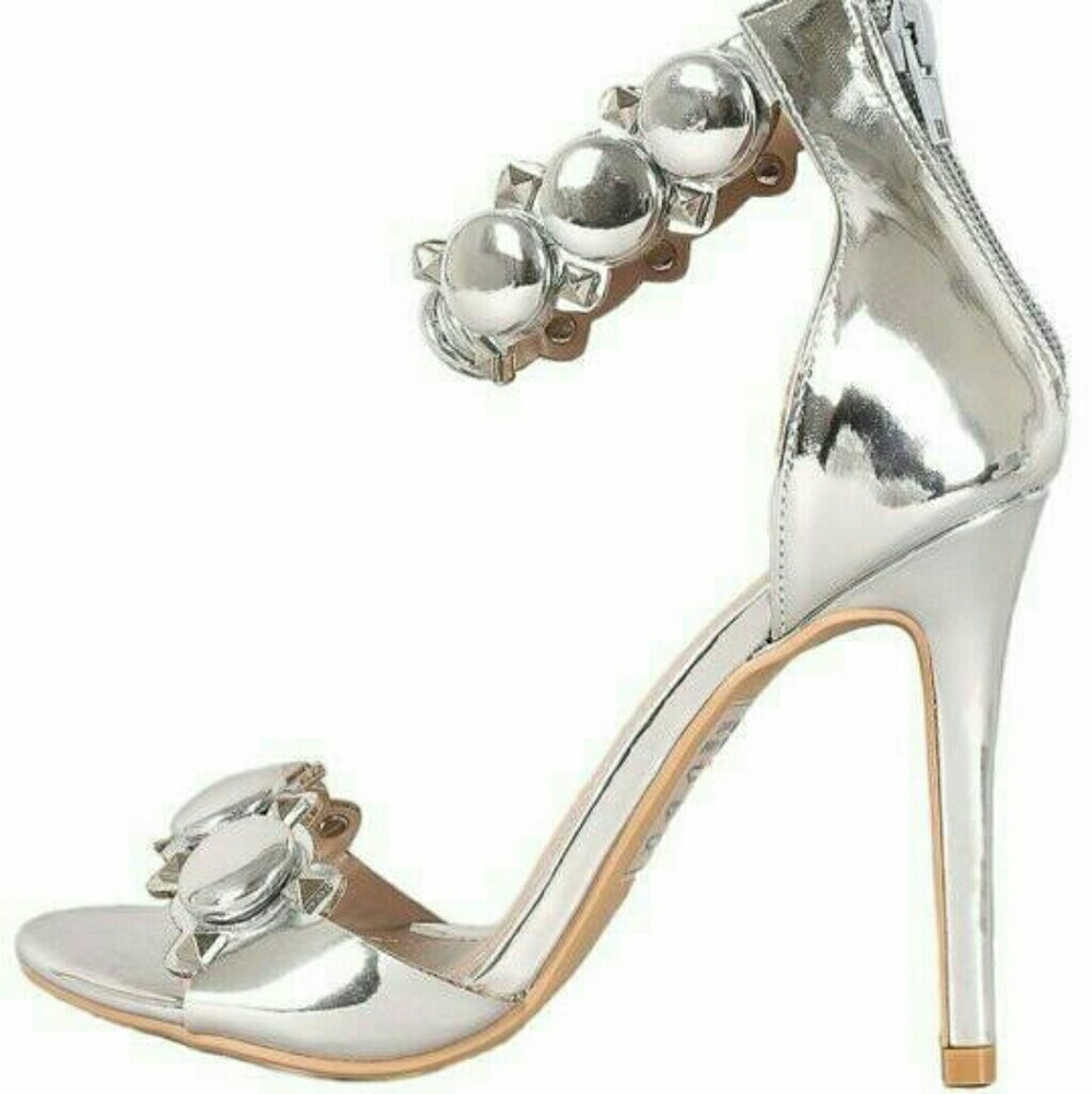 Ladies heels